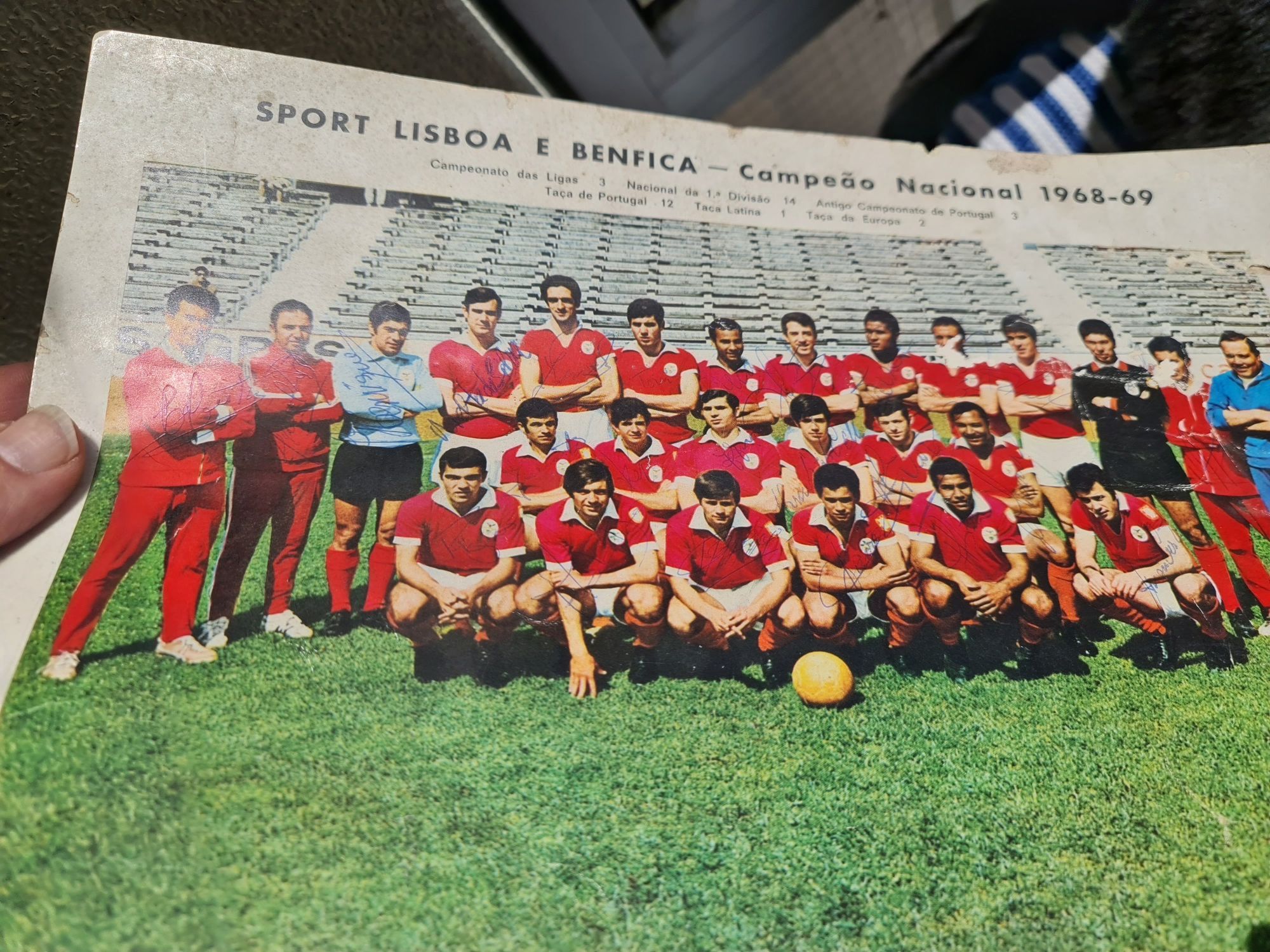 Poster autografado benfica época 1968/ 1969 Autografo Eusébio