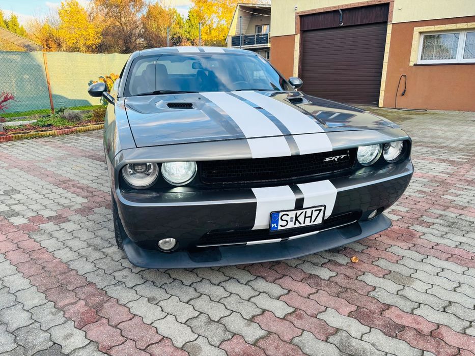 Dodge Challenger wersja SRT8  ''BLACK FRIDAY'' Oferta ważna do końca miesiąca.