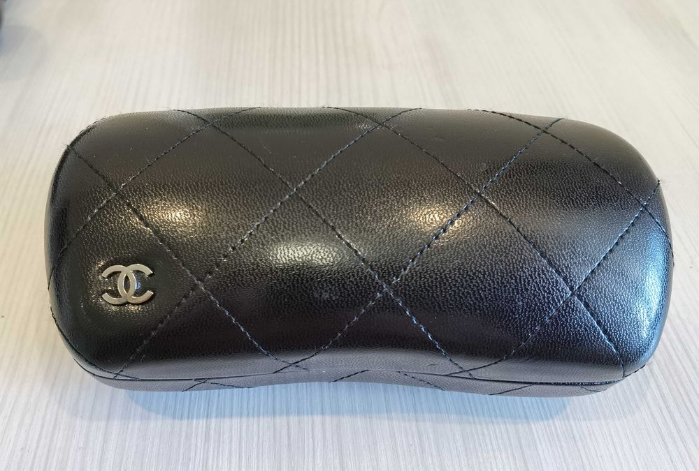 Chanel кофр для очков. Кожанный. Оригинал.