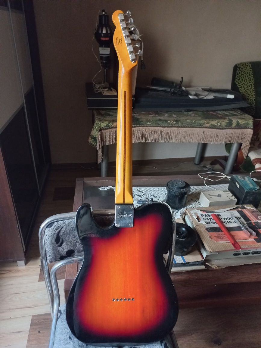 Squier fender telecaster custom