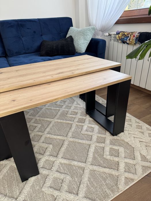 dwa stoliki kawowe skladane