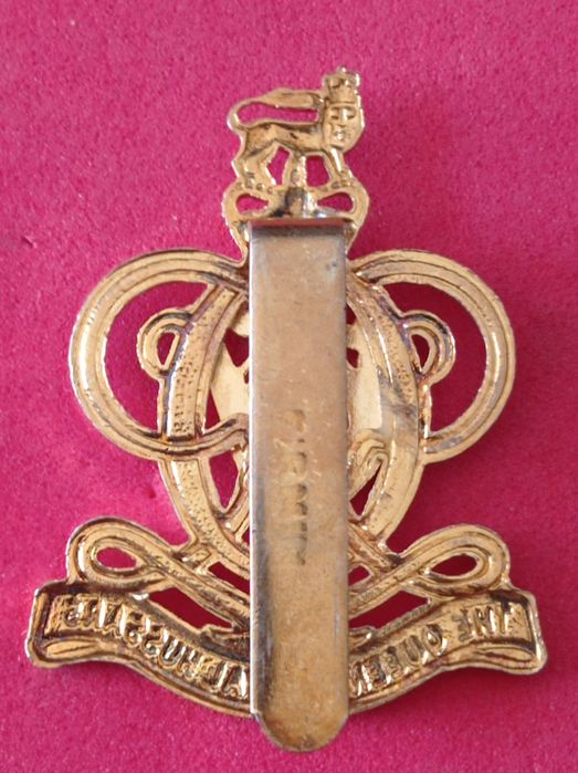 Crachás de boina militar