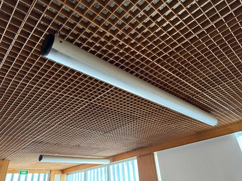 Armadura tubular para lâmpada LED/fluorescente de 120 cm