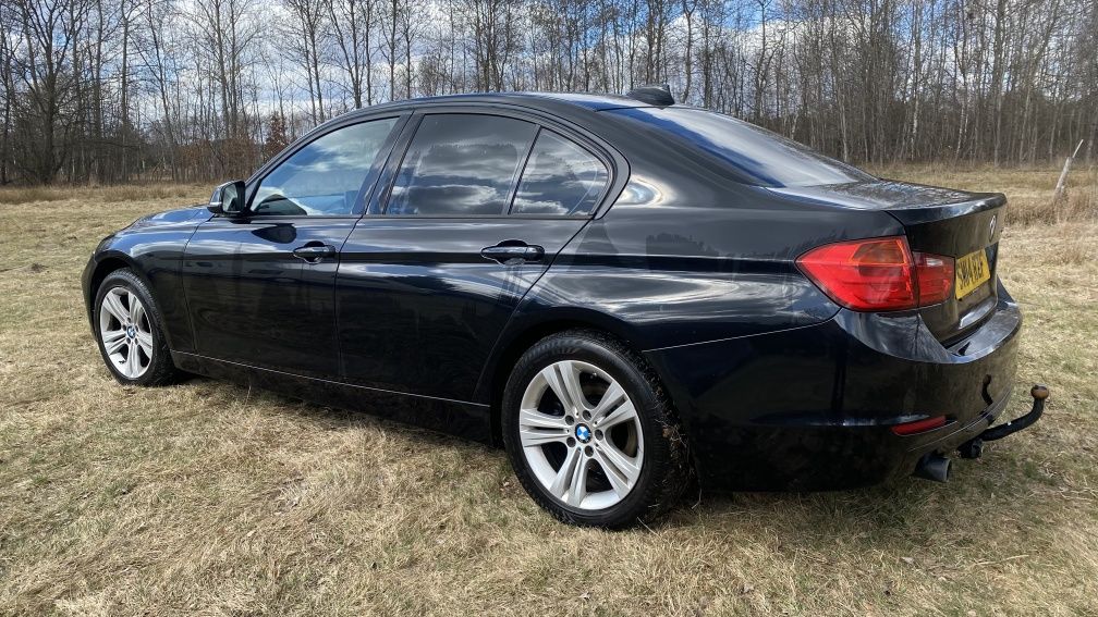 BMW F30 2.0D 2014 Anglik