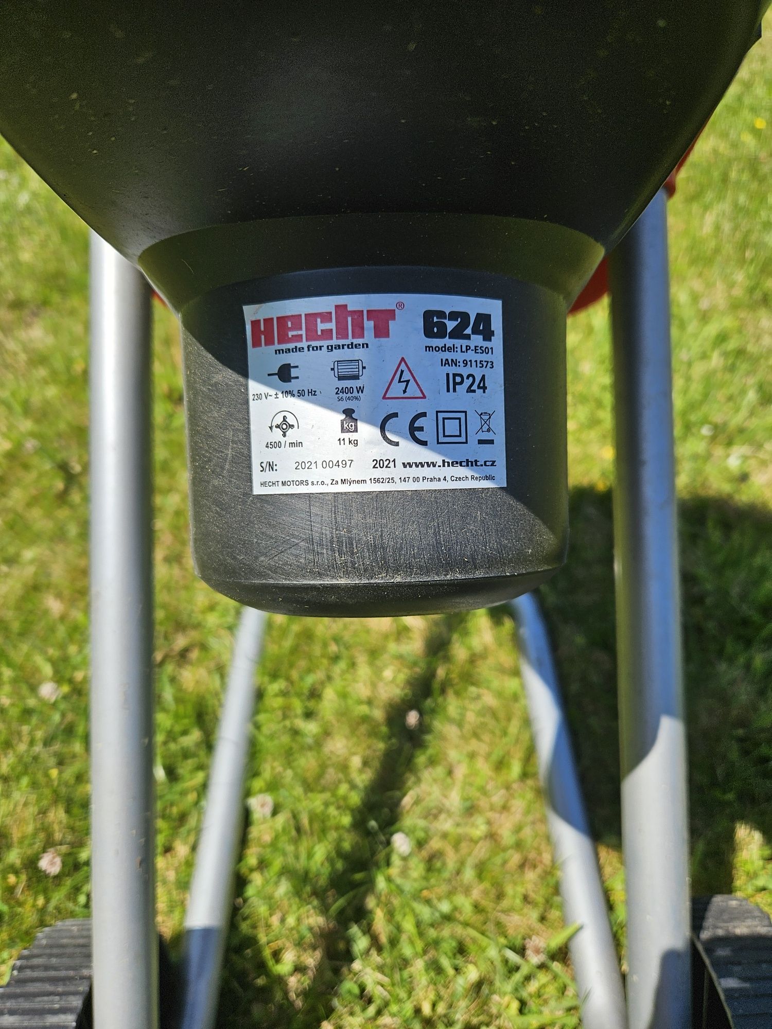 Rozdrabniacz do gałęzi Hecht