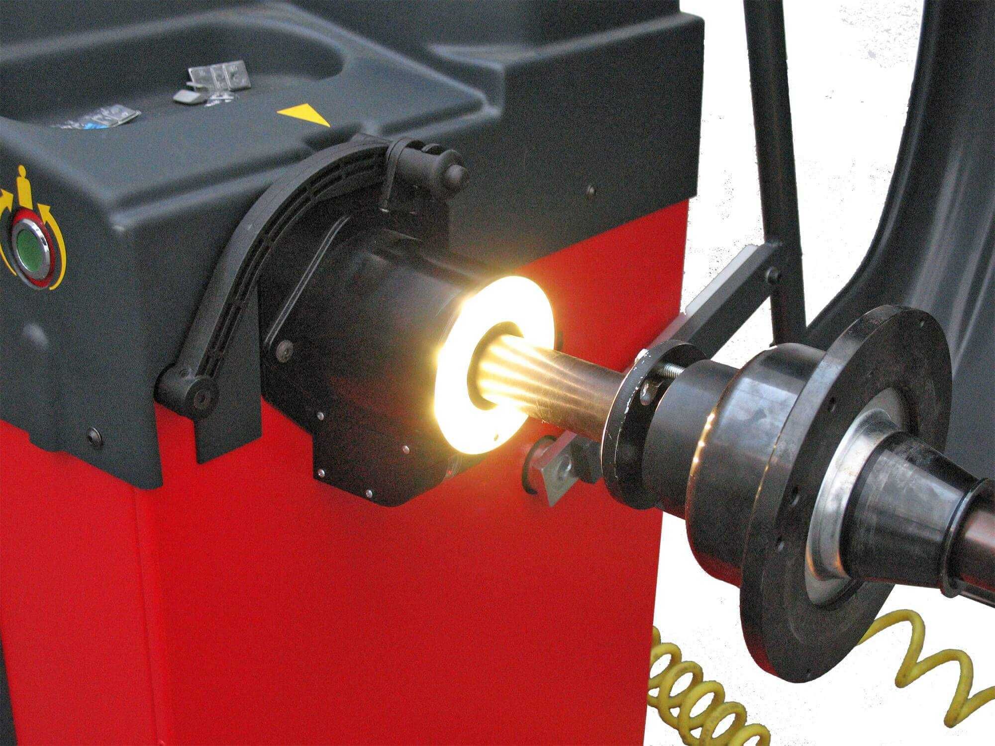 Wyważarka do kół osobowa M&B 400 LASER (3D)