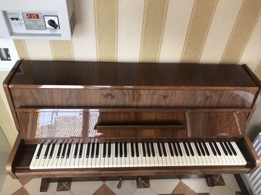Пианино weinbach