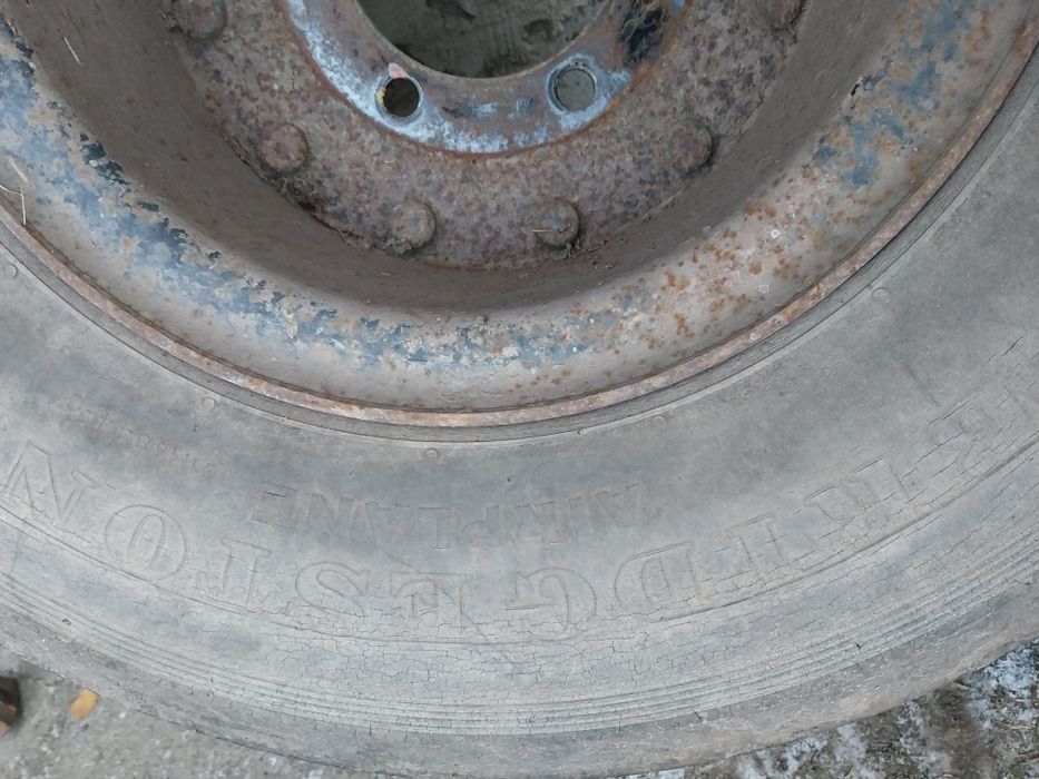 Koła  do przyczepy  d47 Bridgestone