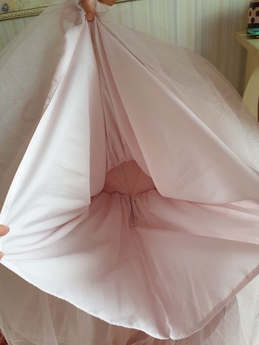 Нарядне плаття  для дівчинки