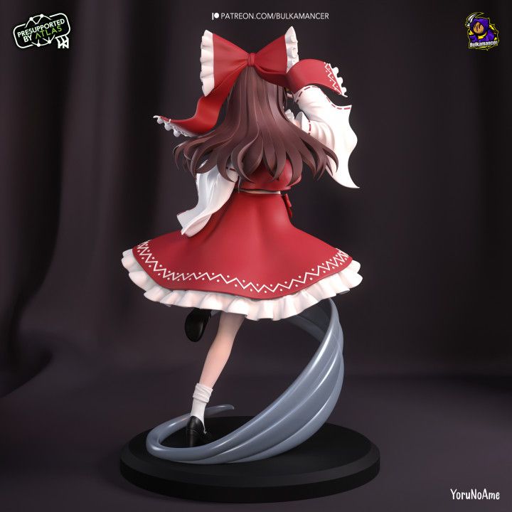 Reimu Hakurei - figurka inspirowana serią gier Touhou Project