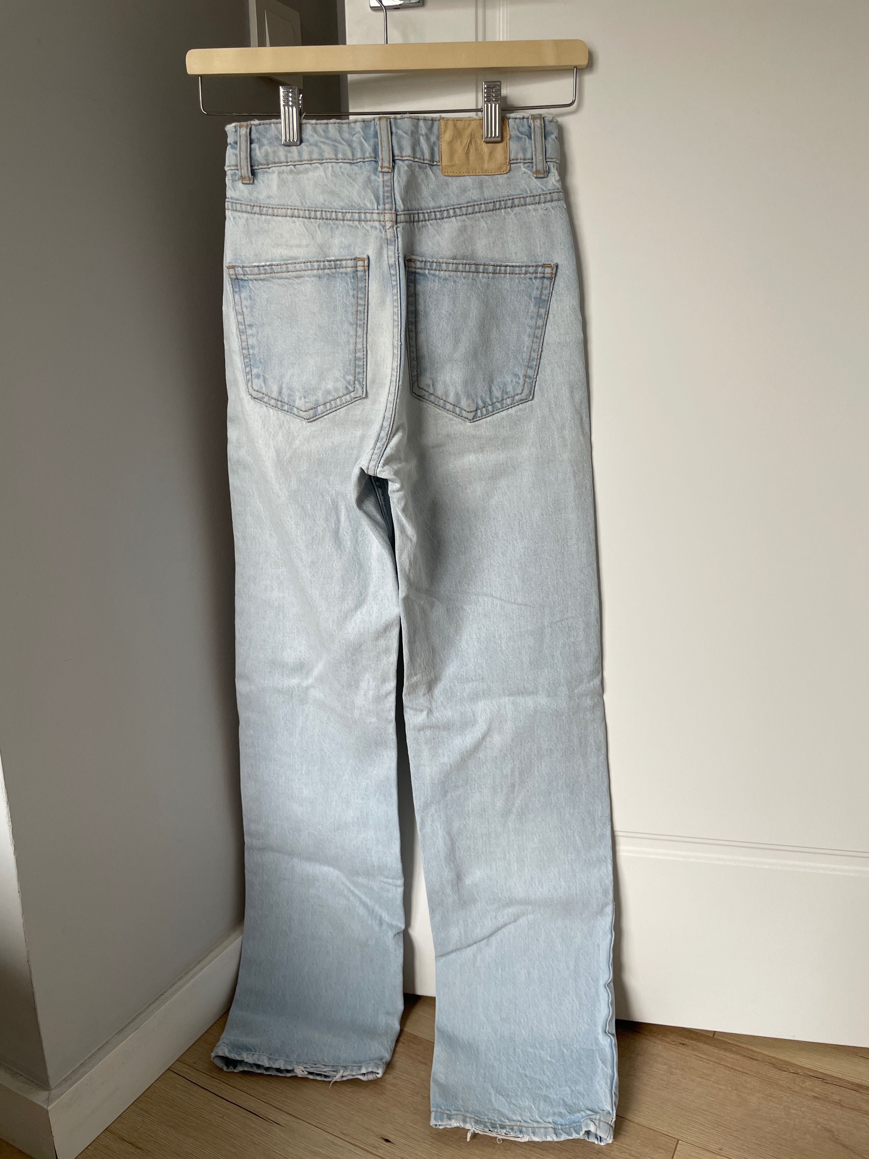 High waisted Jeans Zara
