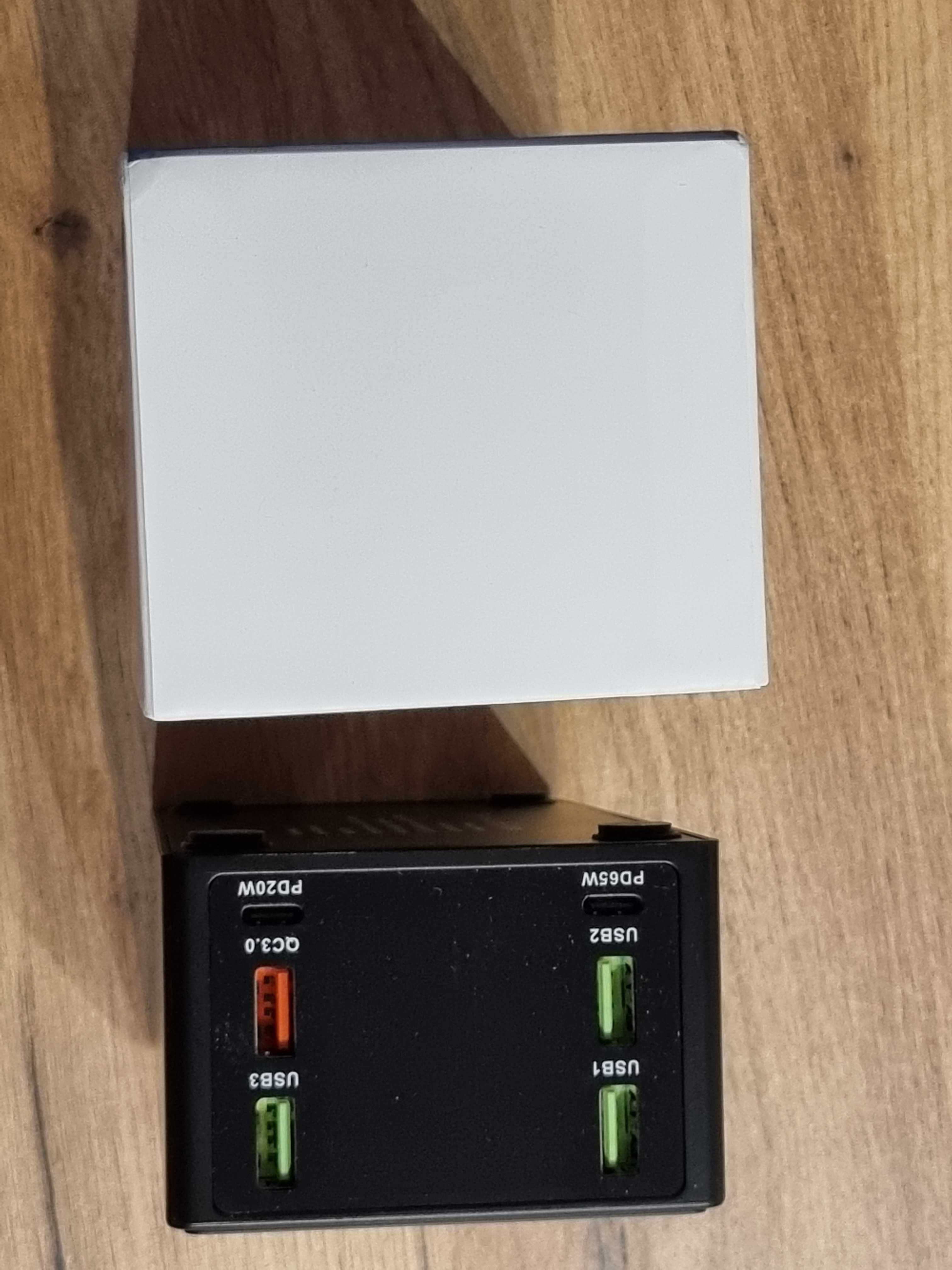 Stacja Ładująca - ładowarka 150W 6 portów w tym PD 65W QC3.0 bezprzewo