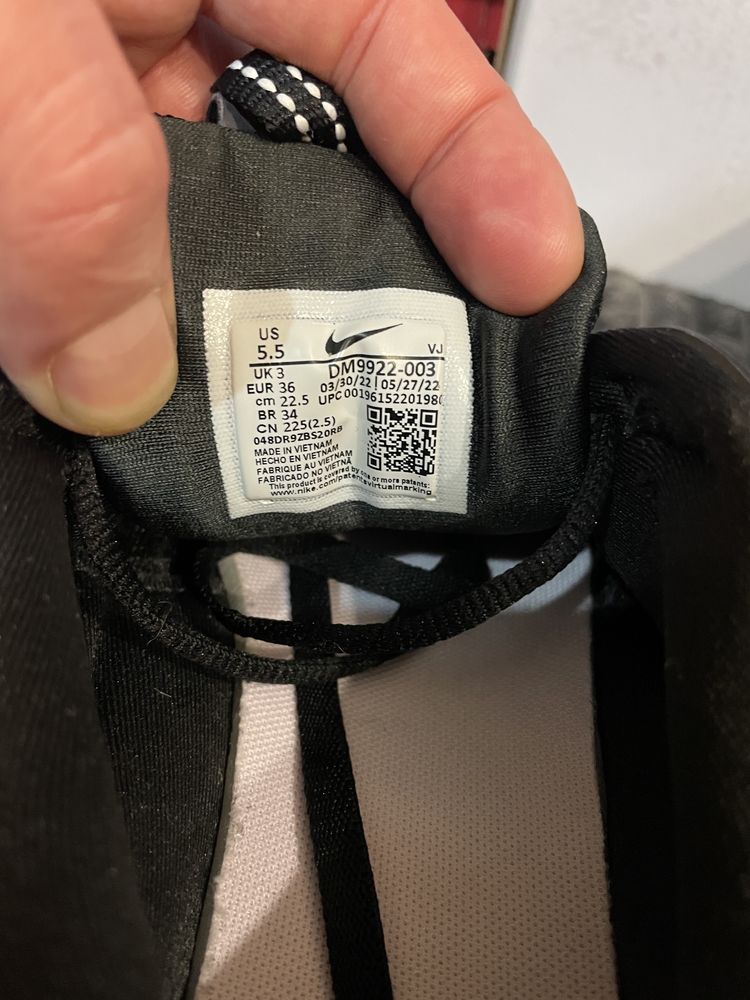 Кросівки Nike  AIR MAX 90 FUTURA 36 (22,5см) оригінал