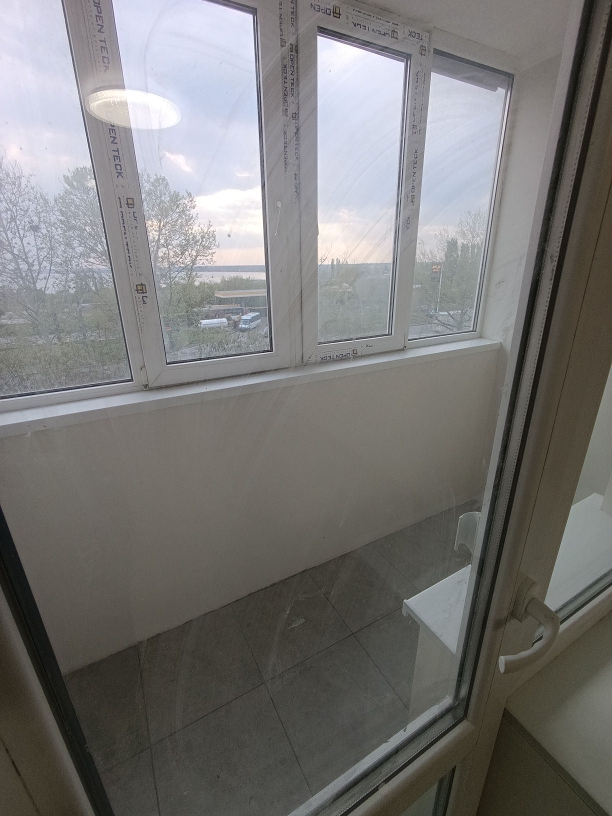 Продаю 2 ком.кв. Соляные 4/9, кирпич, 53/31/10