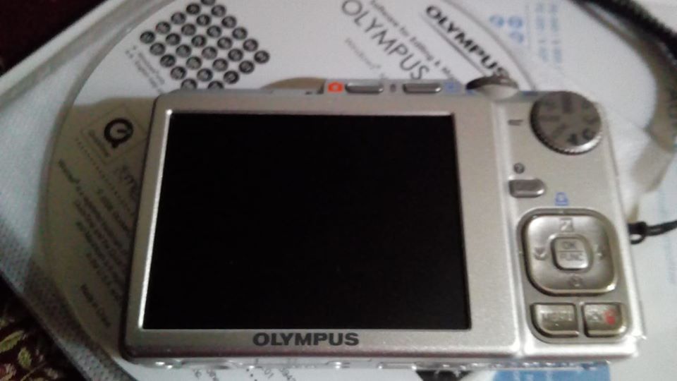 Máquina fotográfica digital Olympus