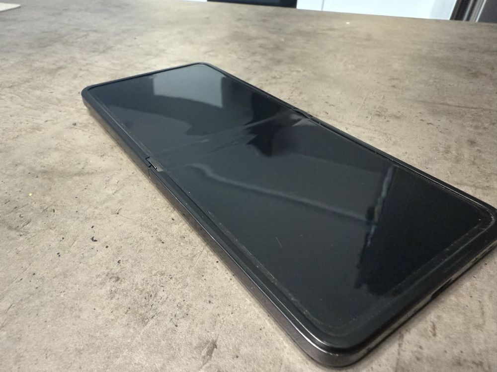 OPPO Find N2 Flip