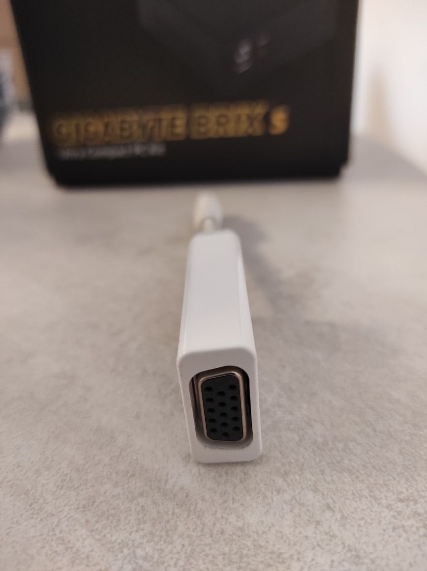 Apple mini dp - VGA / mini dp - display port