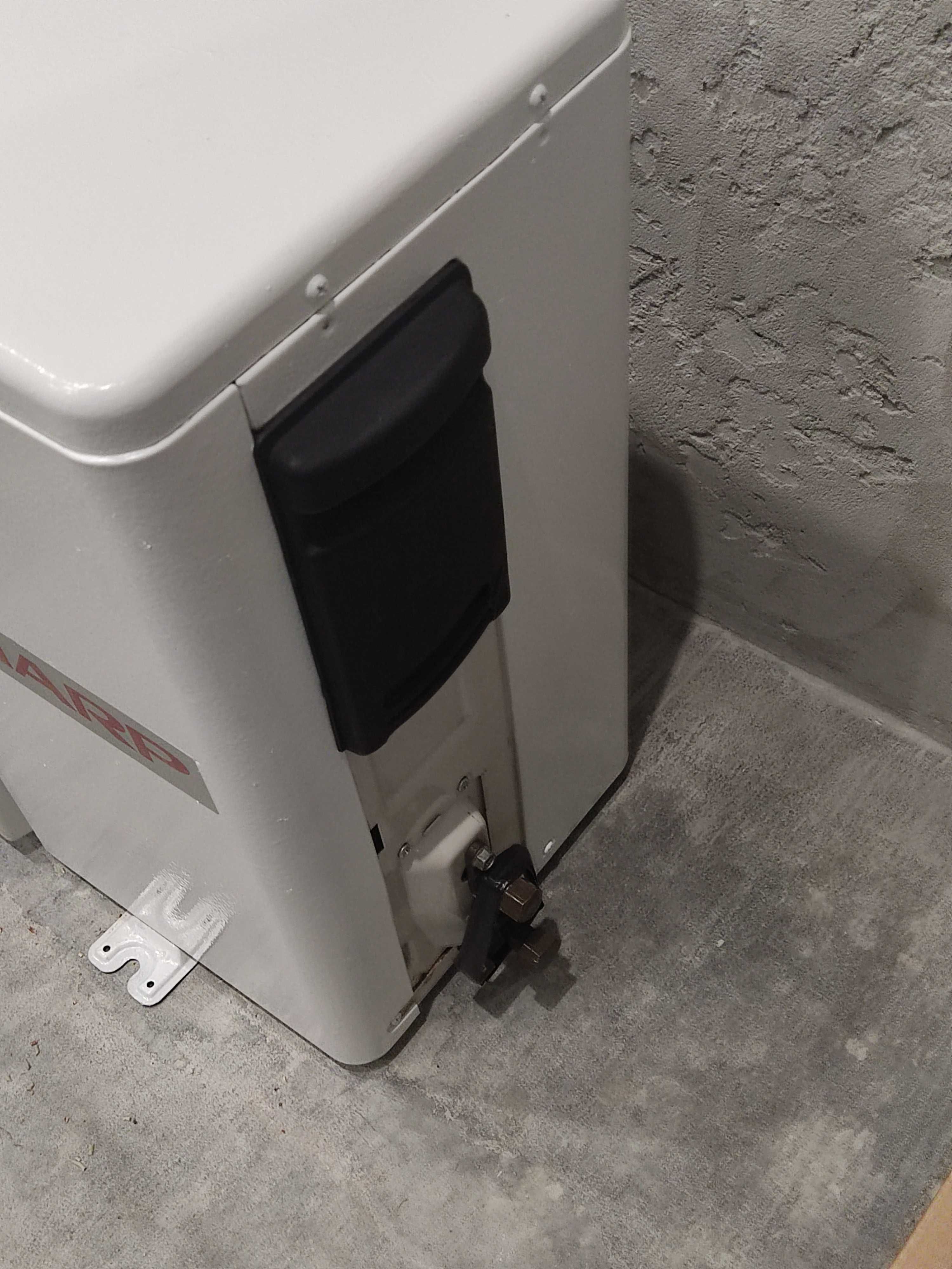 Кондиционер Sharp рабочий, заправлен 9 btu