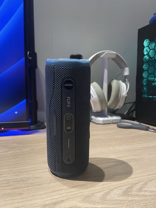 Sprzedam głośnik JBL flip 6