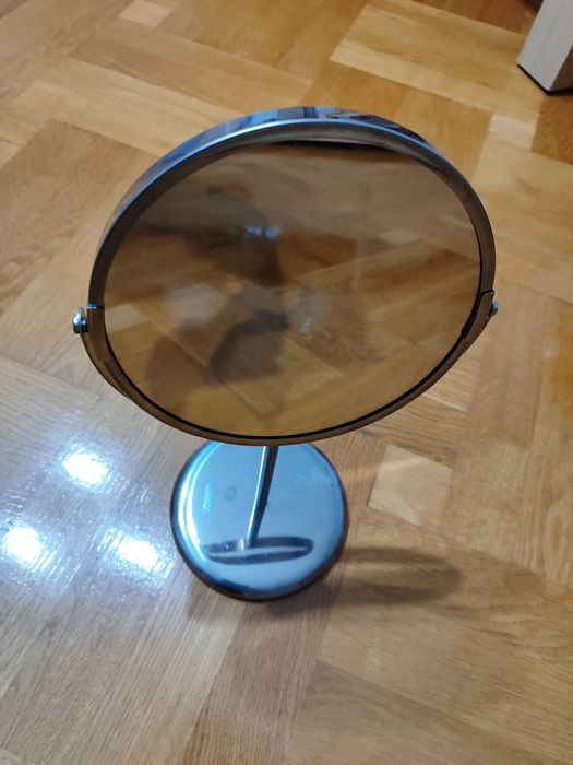 Lustro stojące dwustronne z zoom