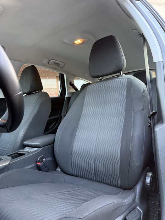Продам Peugeot 2015