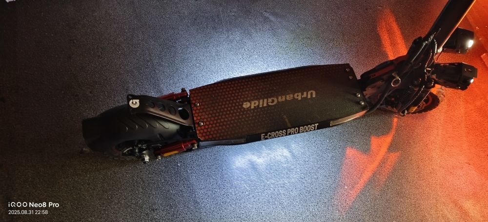 trotinete Urban Glide E-cross Pro Boost