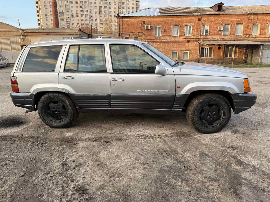 Jeep Grand Cherokee 2001рік 3л дизель МКПП повний привід 4х4