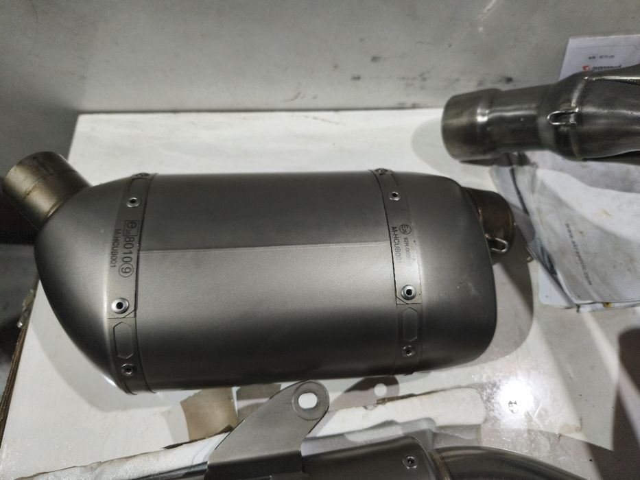 Akrapovič Racing Line Yamaha MT-09/XSR900