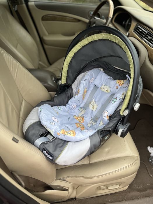 Автолюлька чикко