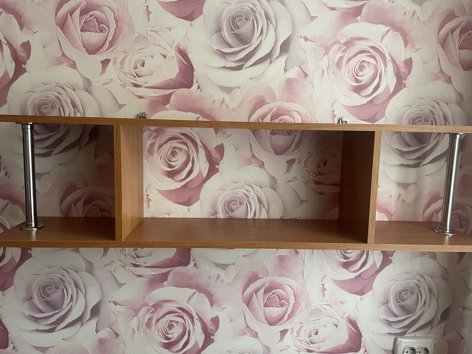 Продам книжную полку