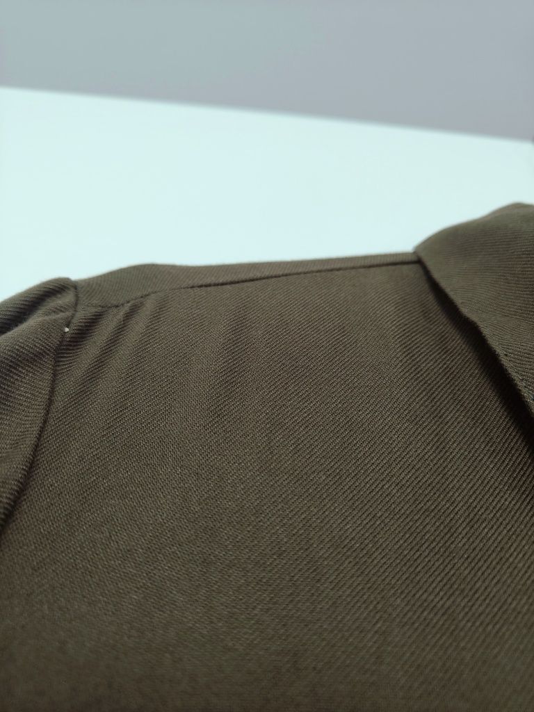 Sukienka H&M 36 S zielona khaki letnia na guziki wiskozowa