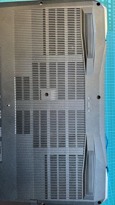 Acer Nitro 17 - Ryzen 7 8845HS 17,3'' 64GB 2TB  Win11 RTX 4070