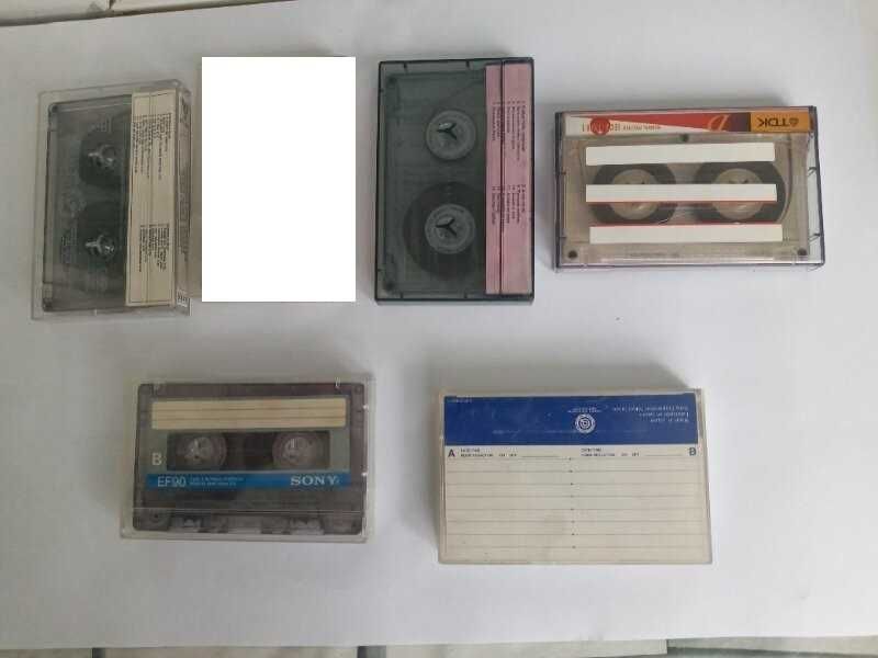 Аудиокассеты с записями постсоветского периода