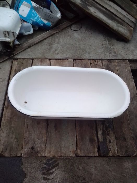 Продам новый столовый сервиз на 6персон или обмен.