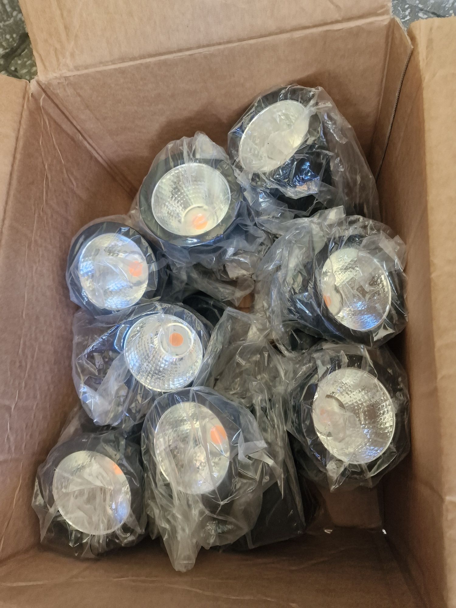 Lampy Led na szynę czarne nówki