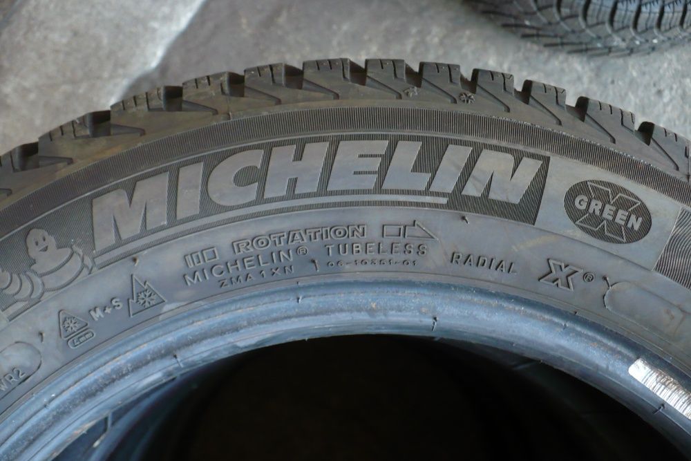 Opony Michelin 185/60/15 Zima 7mm Komplet