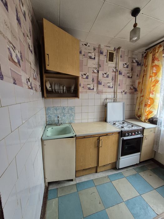 Оренда 2-х кім. Квартири біля Ниви.