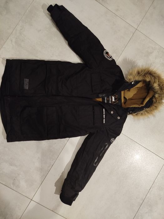 Zimowa kurtka parka dla chłopca 140/146