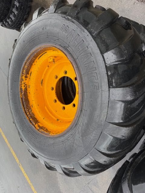 Terex TA9 KOŁA KOMPLET 500/60R22,5 do wozidełka kolebowego
