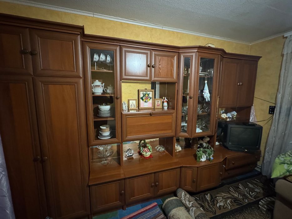 Продам стінку для вітальні