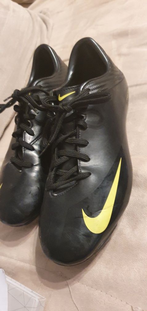 Korki wkretki Nike mercurial r.38 wkl 24, stan jak nowe buty tanio