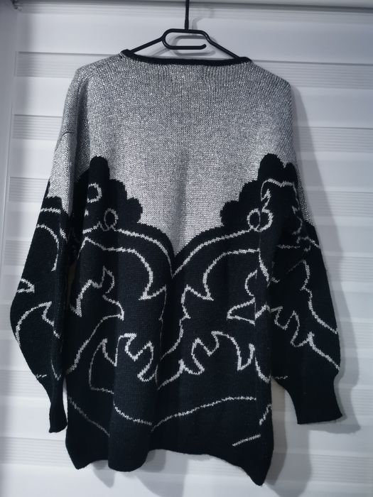 Sweter czarno srebrny Joyce L oversize uniwersalny