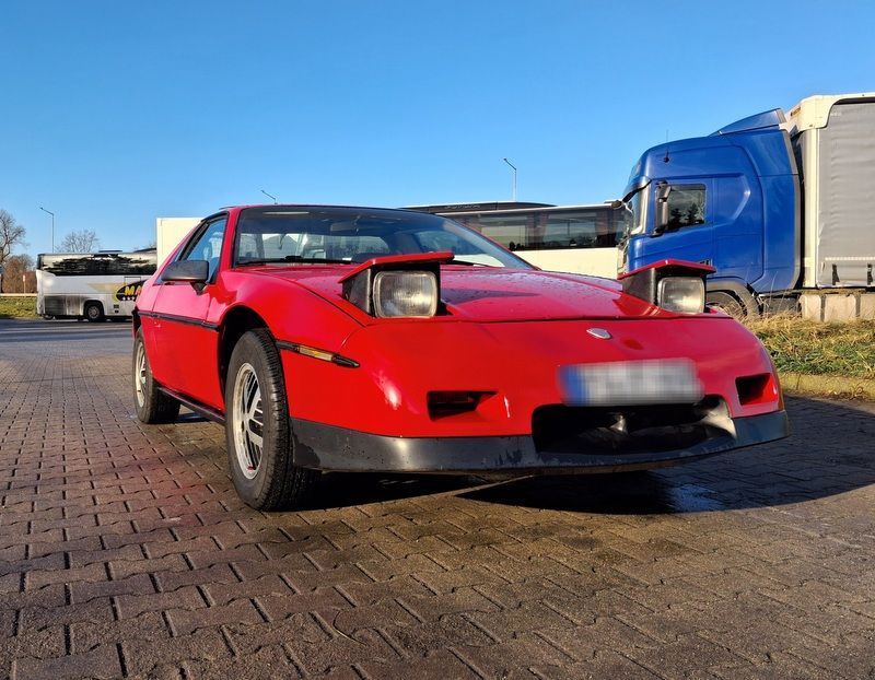 Pontiac Fiero 2.5i