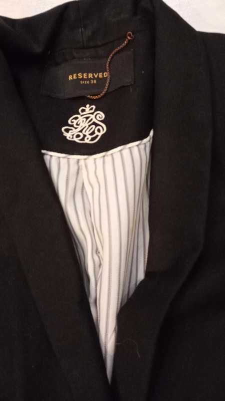 Elegancka czarna marynarka