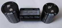 kondensator elektrolityczny 1000uF 250V