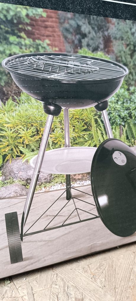 NOWY grill okrągły z pokrywą.