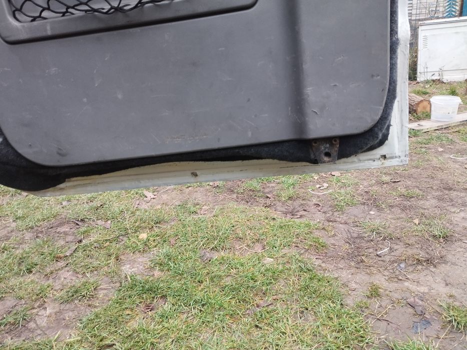 Крафтер пасажир хороший стан цікавить обмін на менший бус