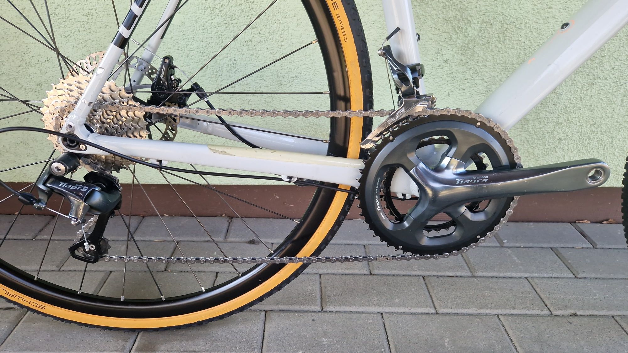 CUBE CROSS RACE tiagra 2x10s GRAVEL przełaj sztywne osie