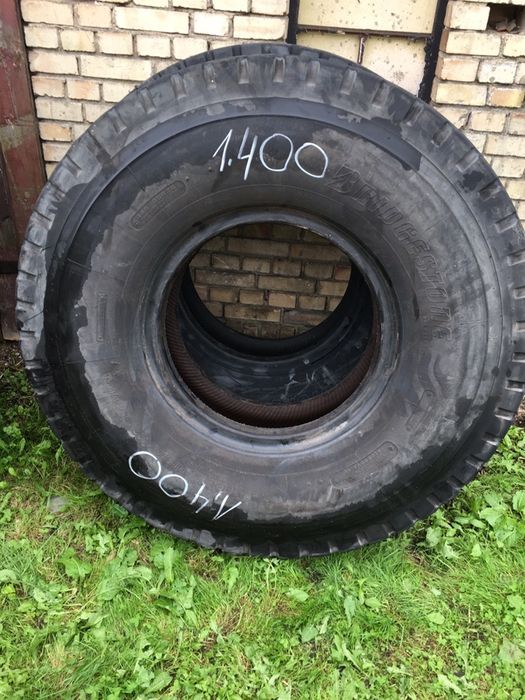 Opona 445/95r25.  385/95r25