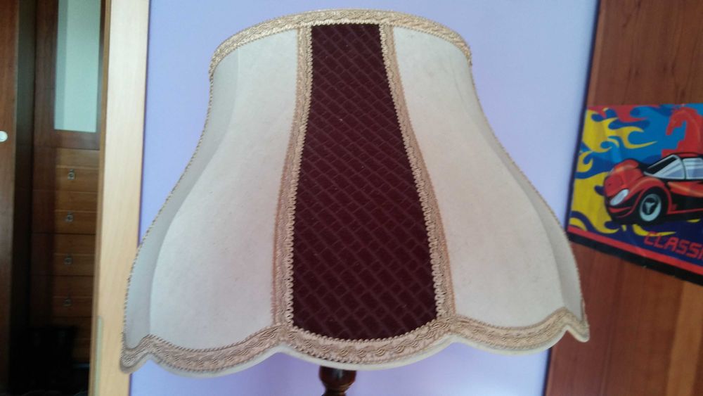 lampa z drewna podłogowa stojąca prl